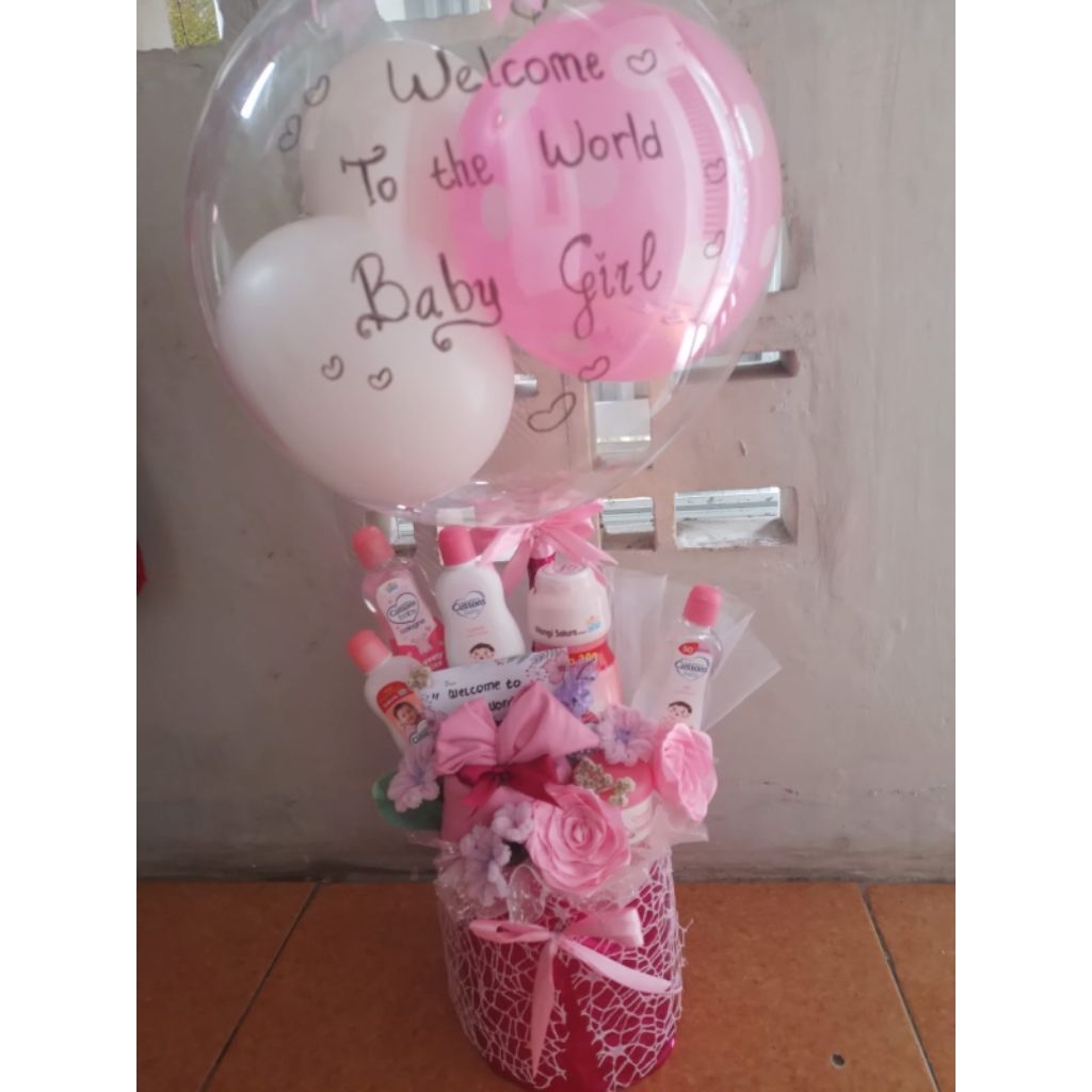 Buket balon perlengkapan bayi