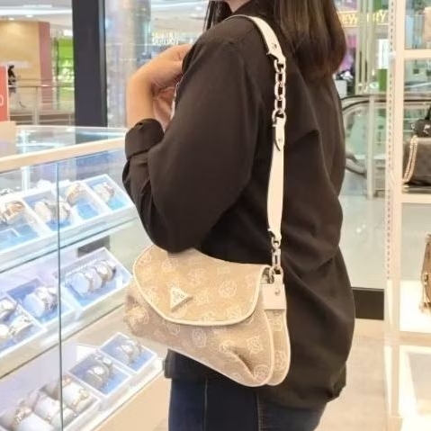 Sling Guess original Counter