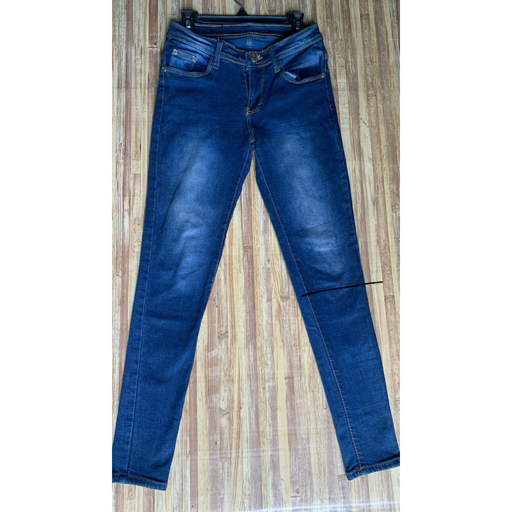 Levis Jeans Wanita Dior