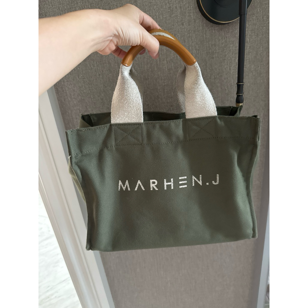 Preloved Marhen J Kanvas Bag