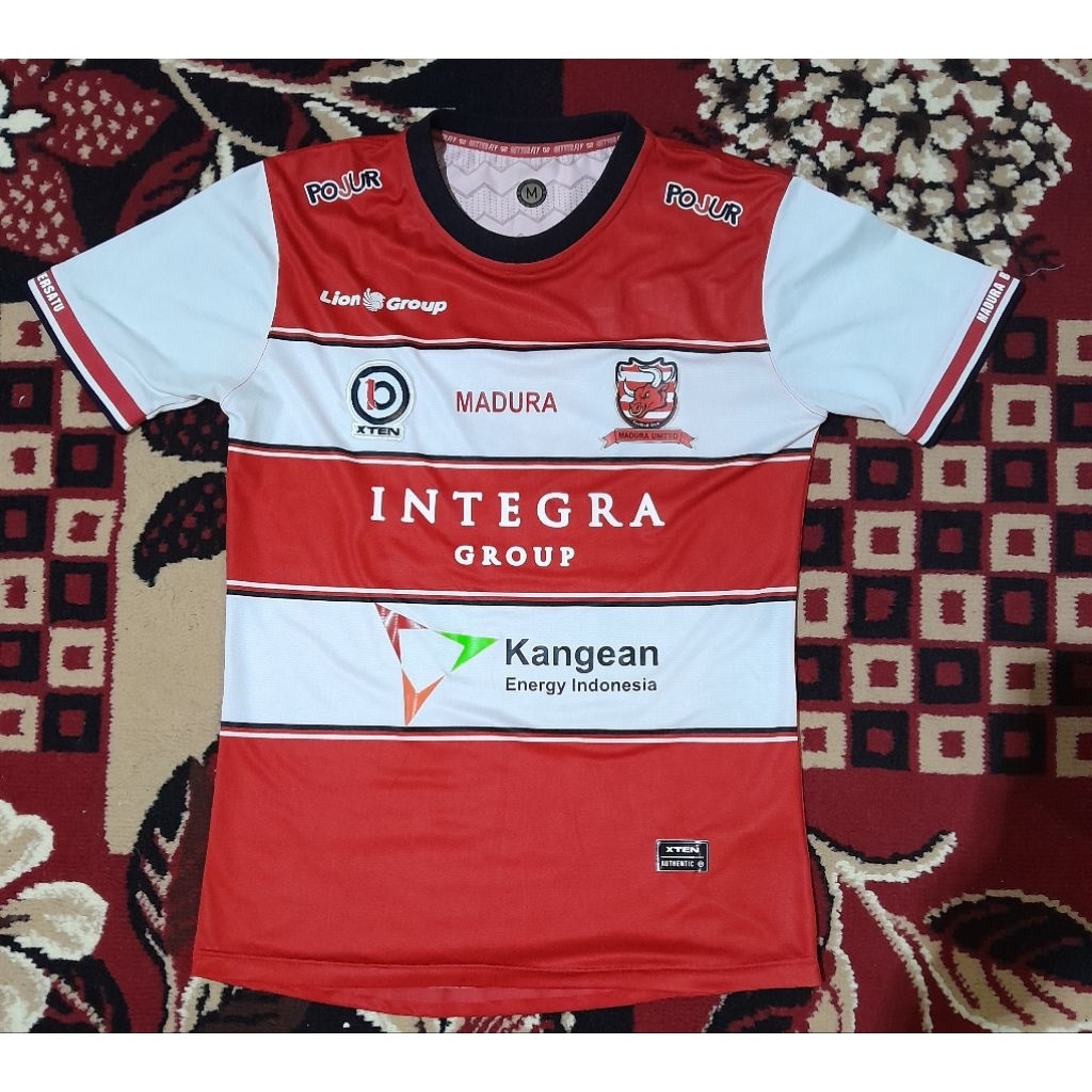 Jersey Madura united player issue original