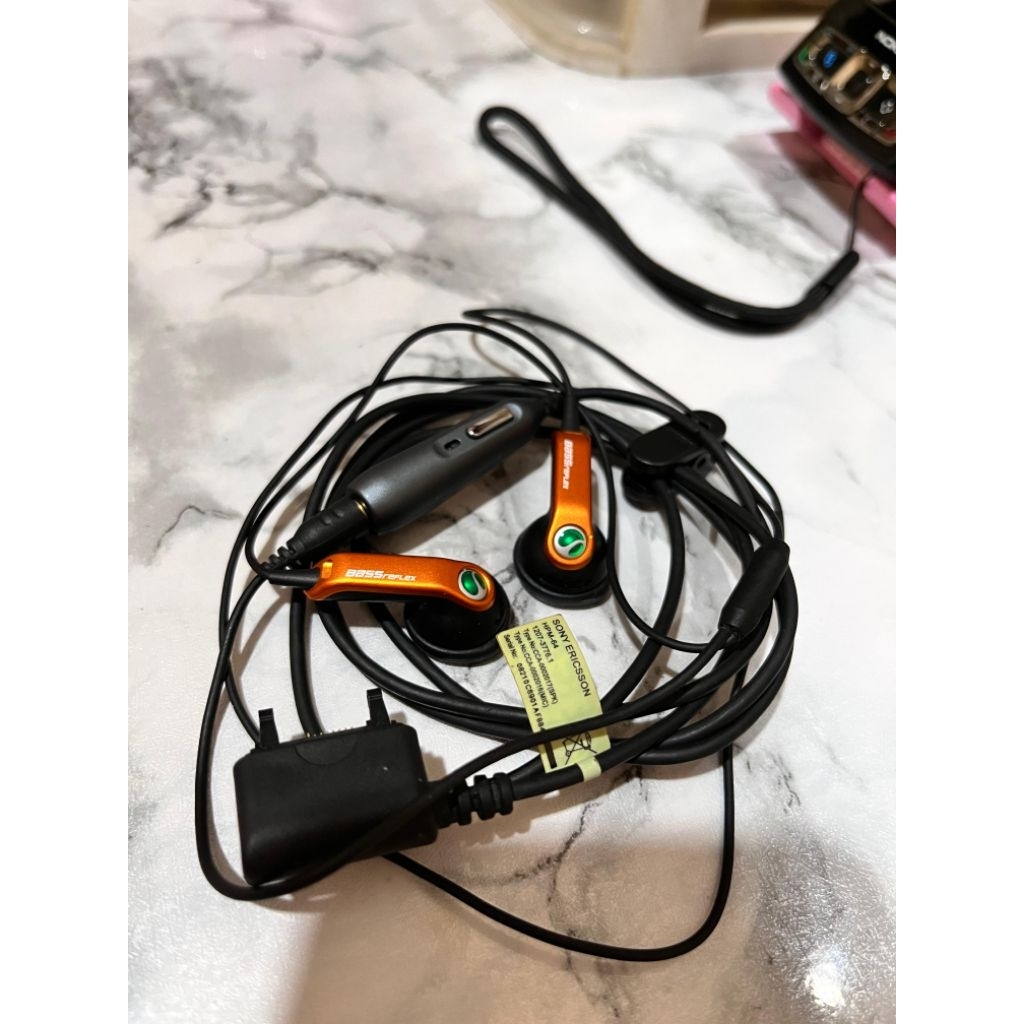 EARPHONE SONY ERICSSON HPM-64
