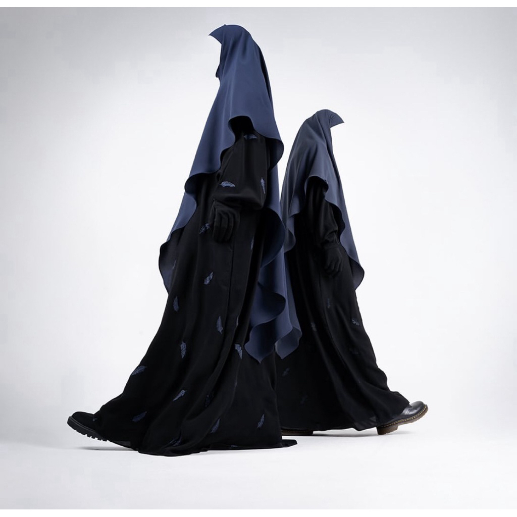 Preloved Aljenna Sohifa Magnolia + fuse triangle mood indigo