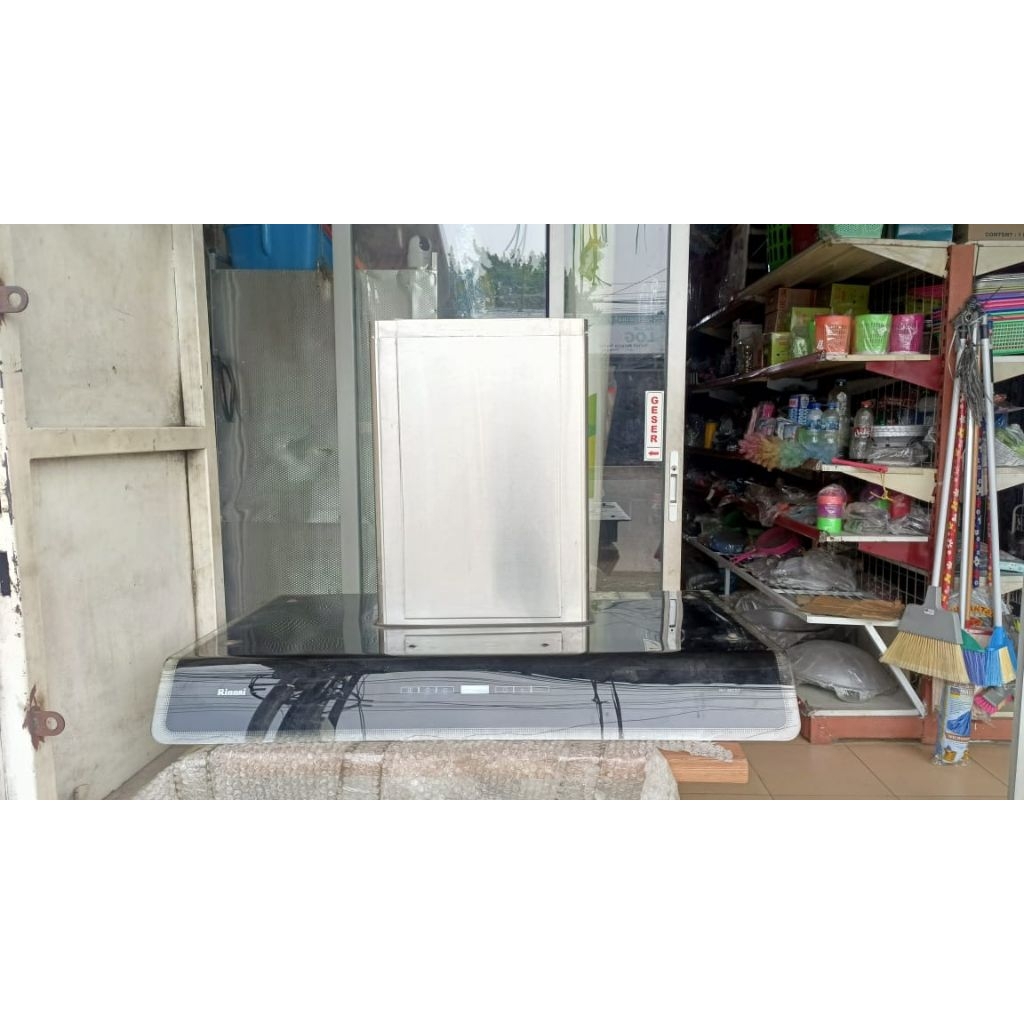 (PRELOVED) Penghisap Asap Dapur Rinnai/Cooker Hood Rinnai RH-90CGT Slim Hood Penghisap Asap Kompor