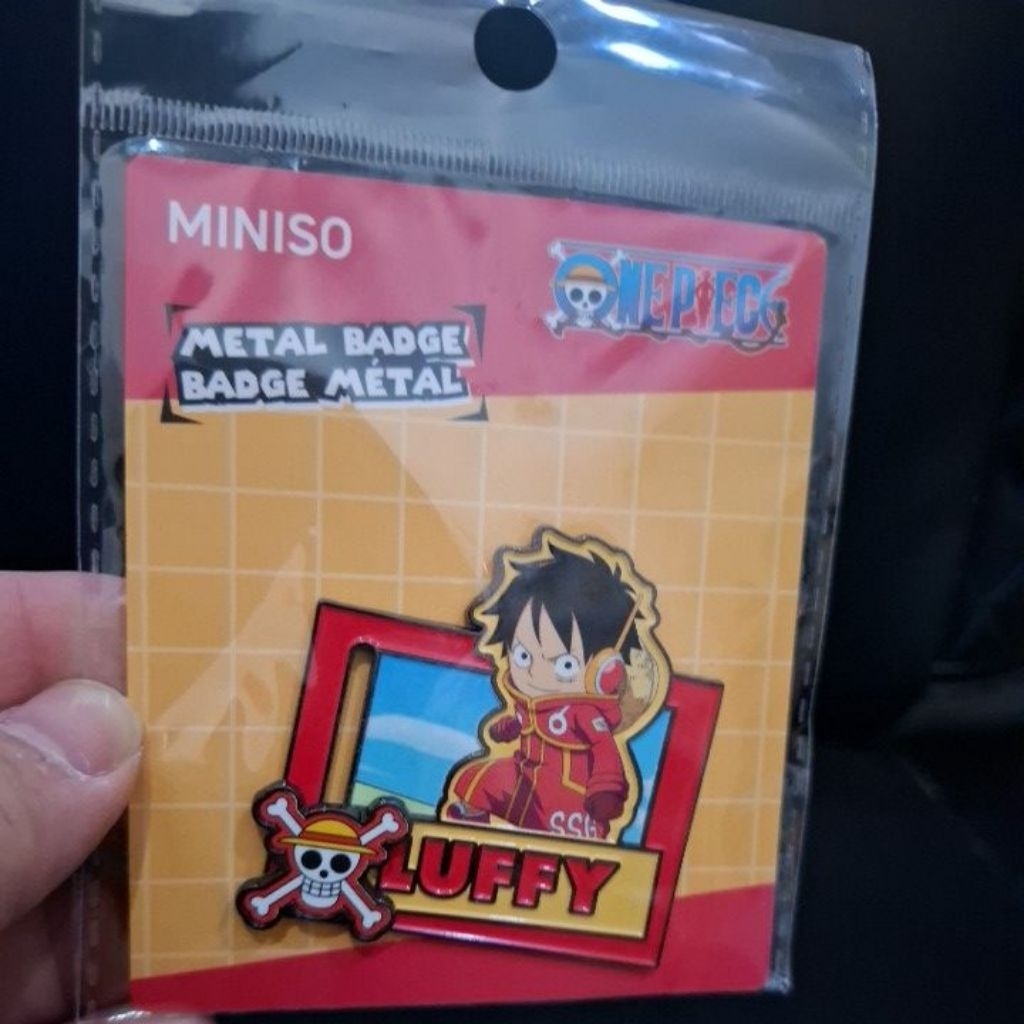 Metal badge luffy