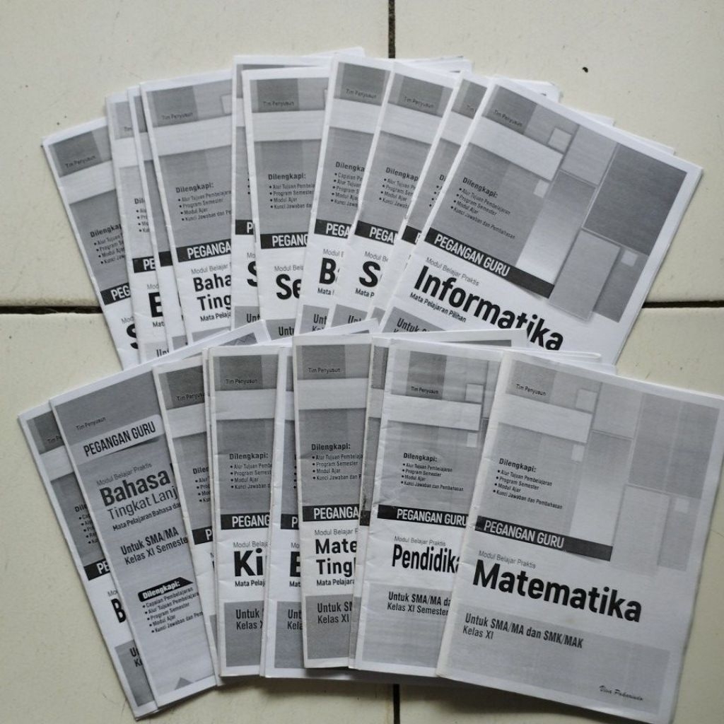 KUNCI LKS KELAS 11 VIVA PAKARINDO