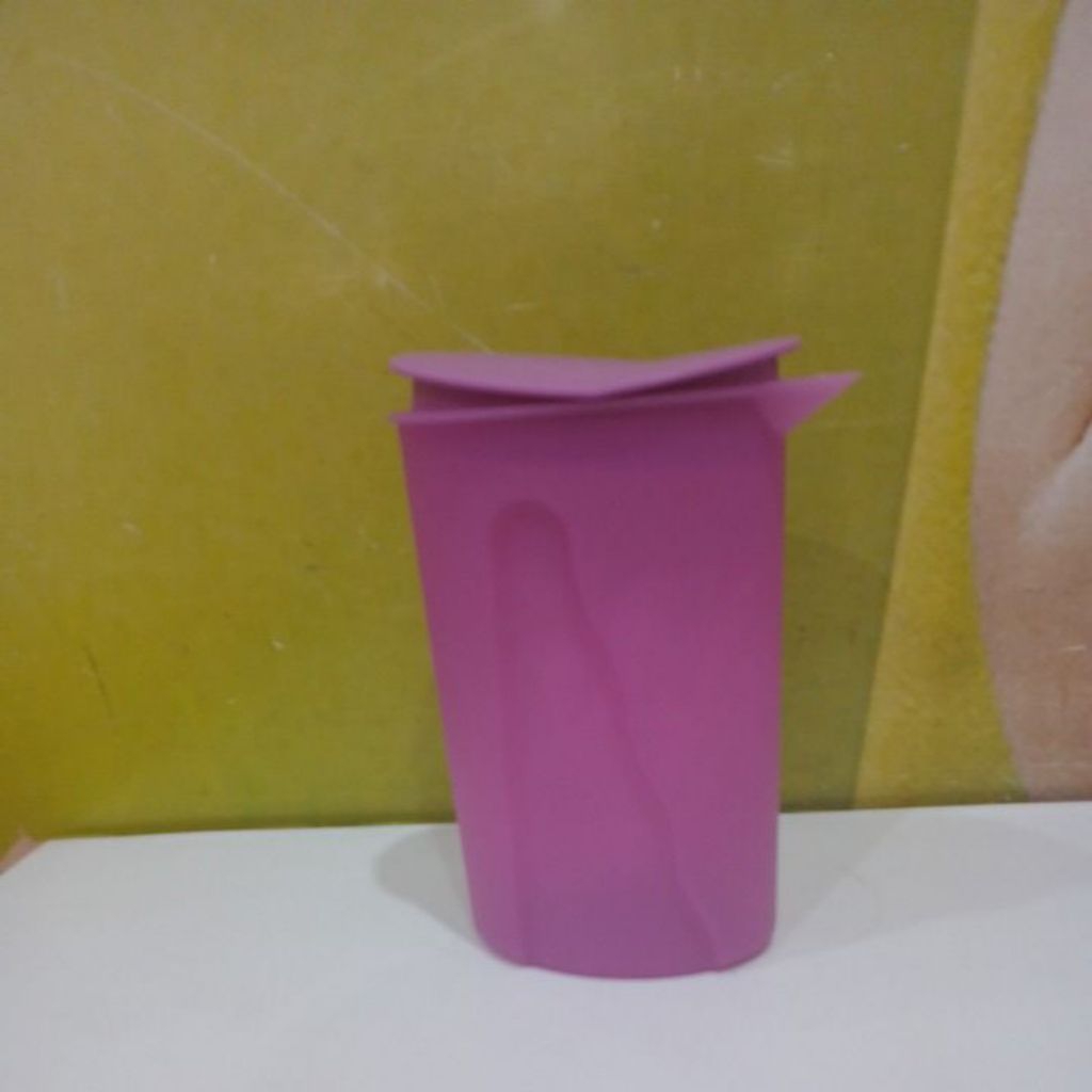pitcher 1L ungu tupperware