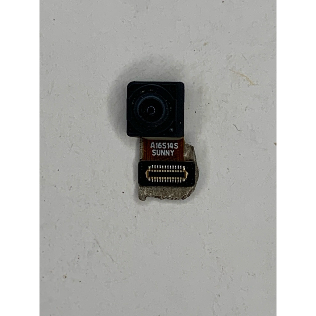 Kamera Depan // Realme 8 5G (Ori Cabutan)