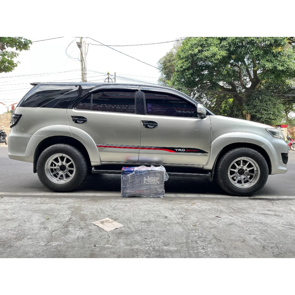 lowering kit fortuner/ lowering kit hsr/ per ceper fortuner/ per mobil