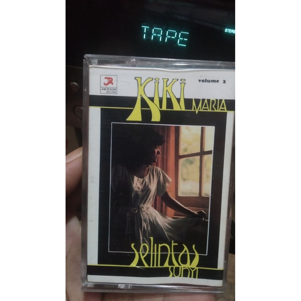 kaset pita kiki maria-selintas sunyu