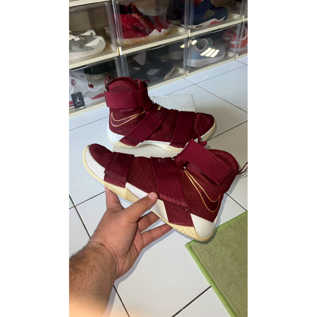 NIKE LEBRON SOLDIER 10 TEAM RED sz47,5