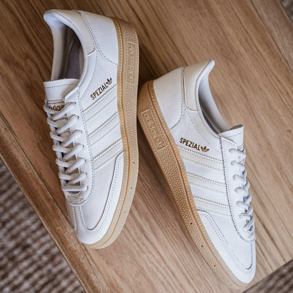 Adidas spezial core white wonder white gum (Resmi ADIDAS)
