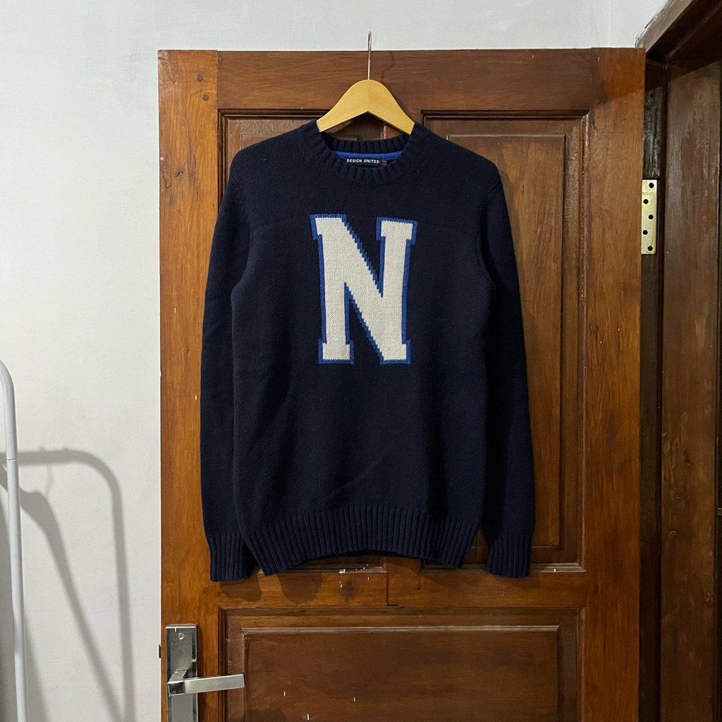 [XS-S] Design United Knitted Sweaters Pattern ’N’ I Blue Navy Vintage Vtg Retro Kemeja Garis-garis S