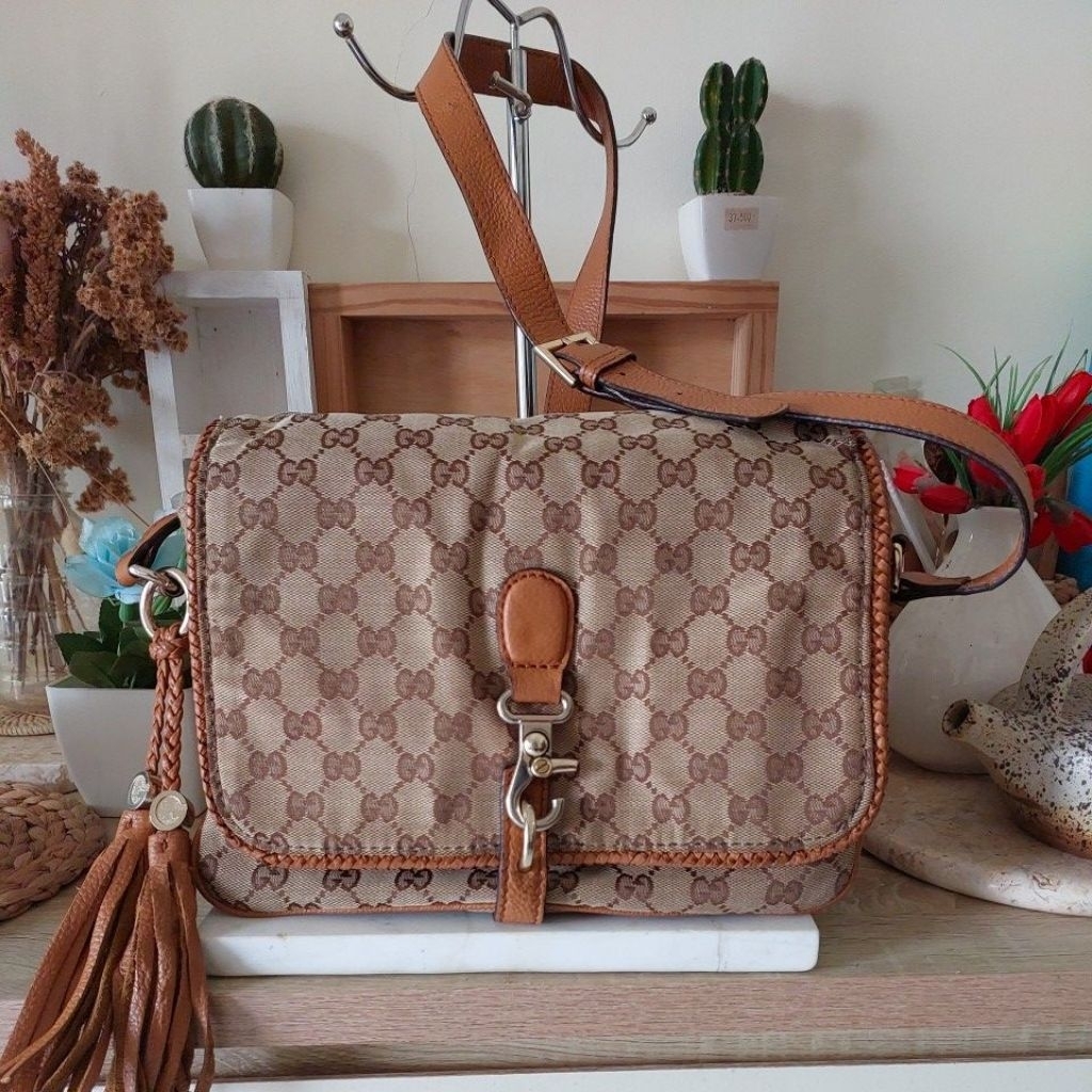 Tas Slempang Gucci Kanvas Vintage Preloved