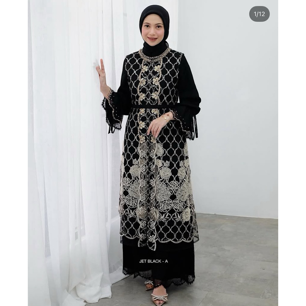 INARA DRESS BLACK A SIZE S SARAH THE LABEL SIGNATURE STL