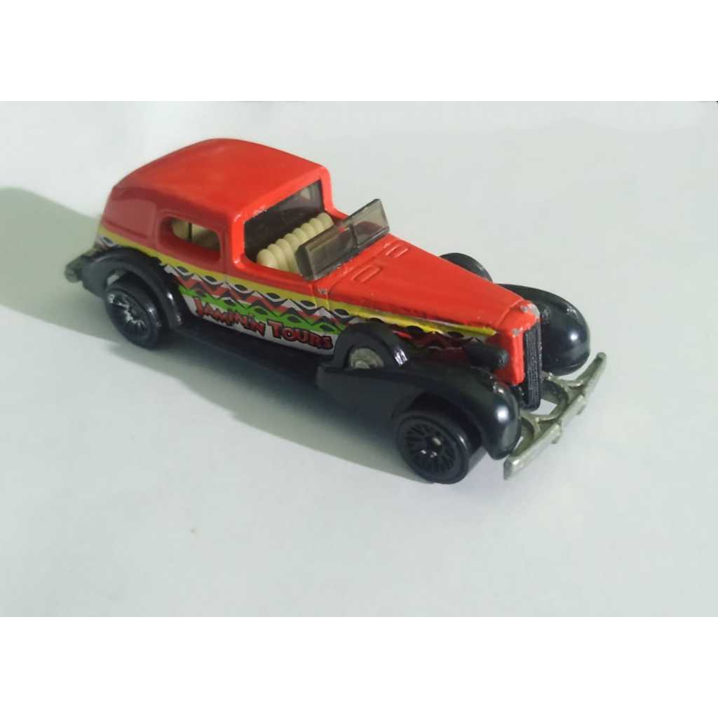 Hotwheels 1935 Cadillac Classic Red Reggae Loose
