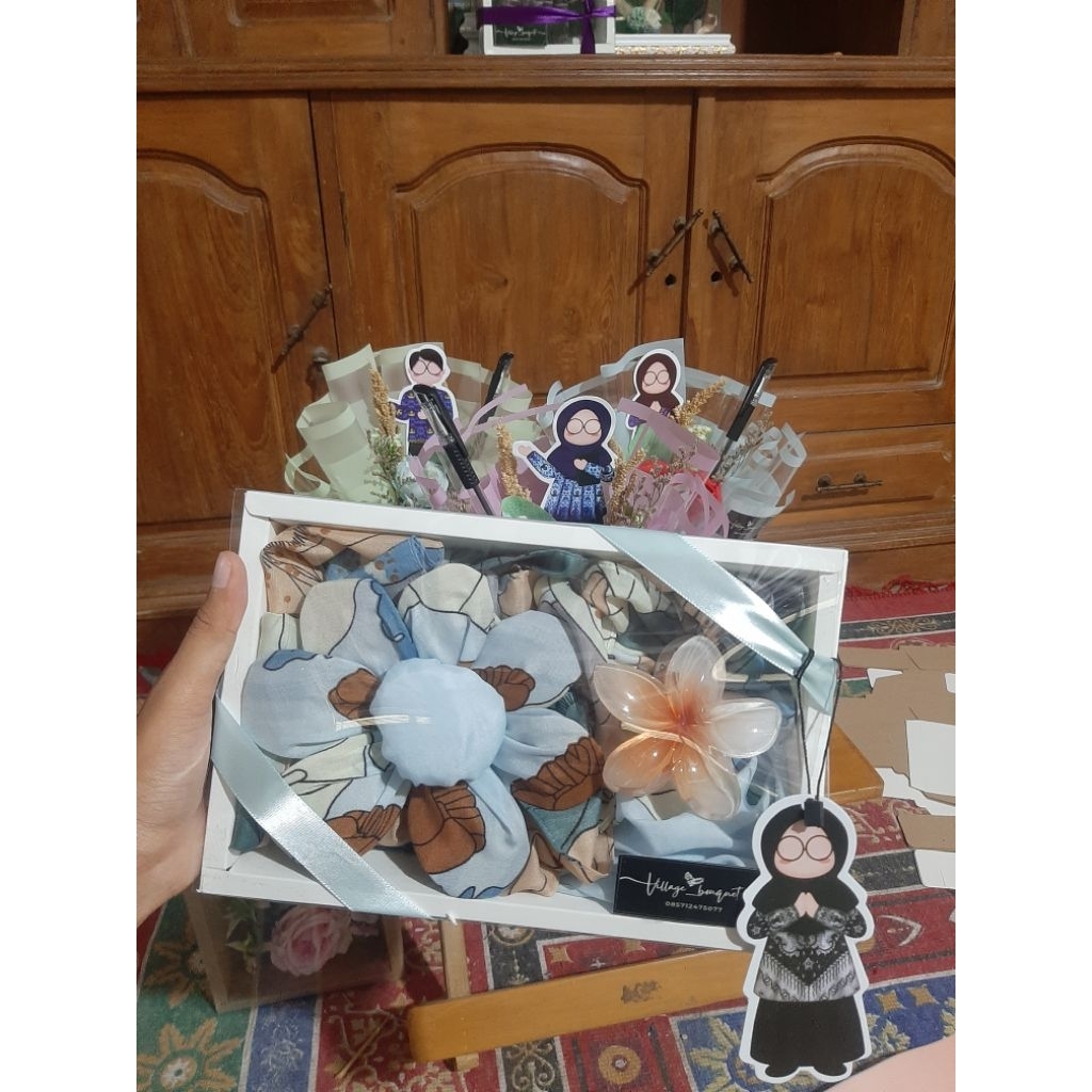 Gift jilbab hari guru/ kado hari guru/ gift box hari guru murah/ gift murah hari guru/ hadiah guru
