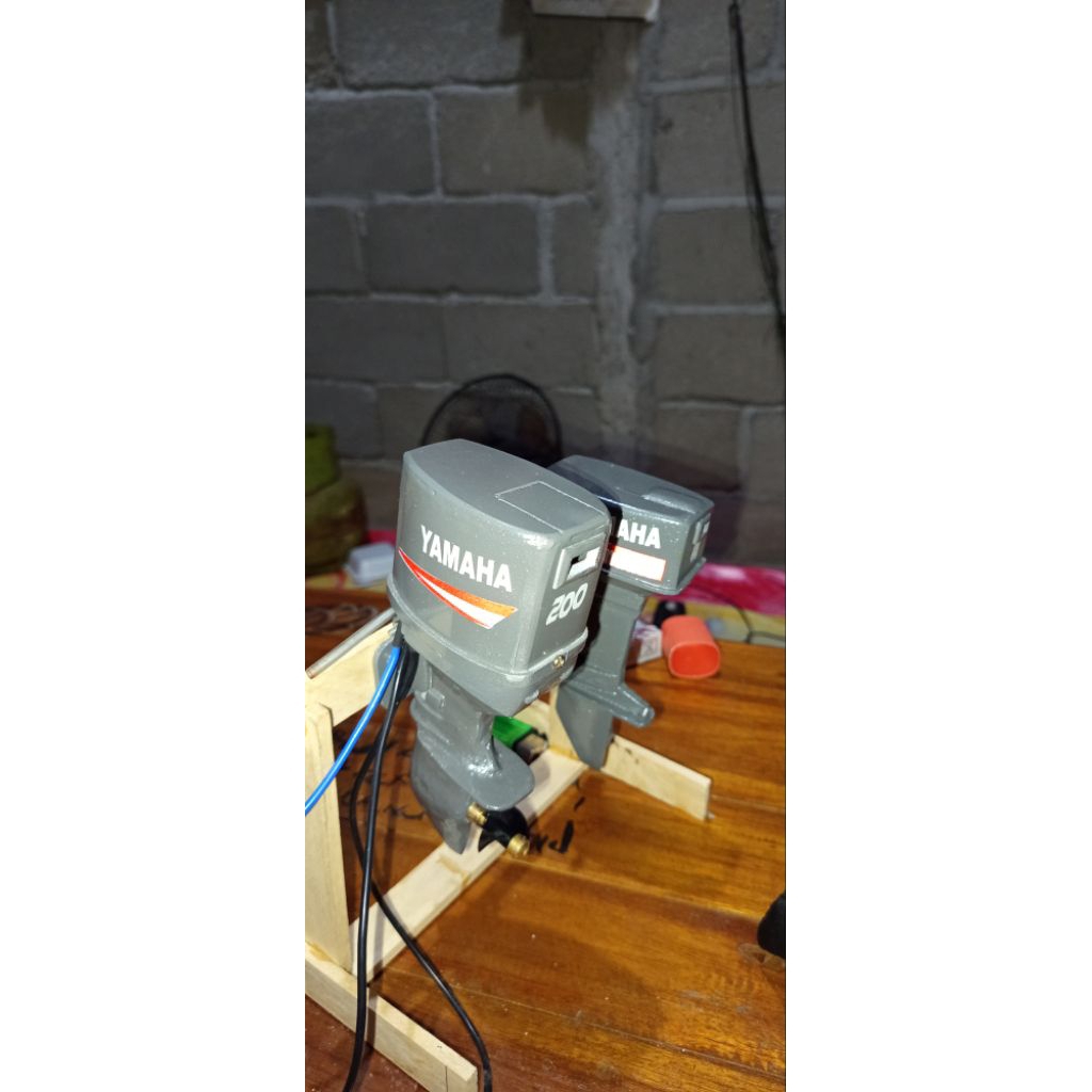 msin tempel rc boat. gutbor rc boat