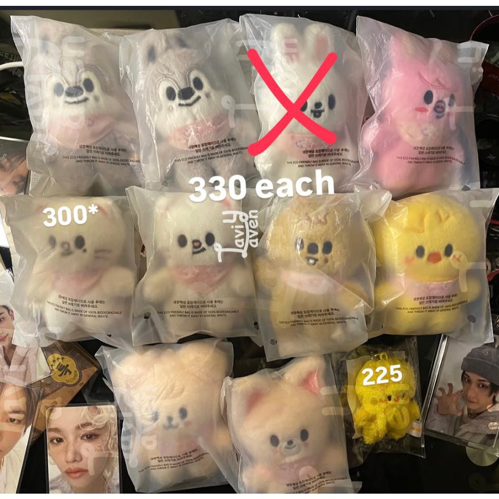 SKZOO Plush 10 cm + POB RANDOM Micro Fanmeet 5 O'Clock + Stray Kids 15 cm Wolfhan Magic Schol