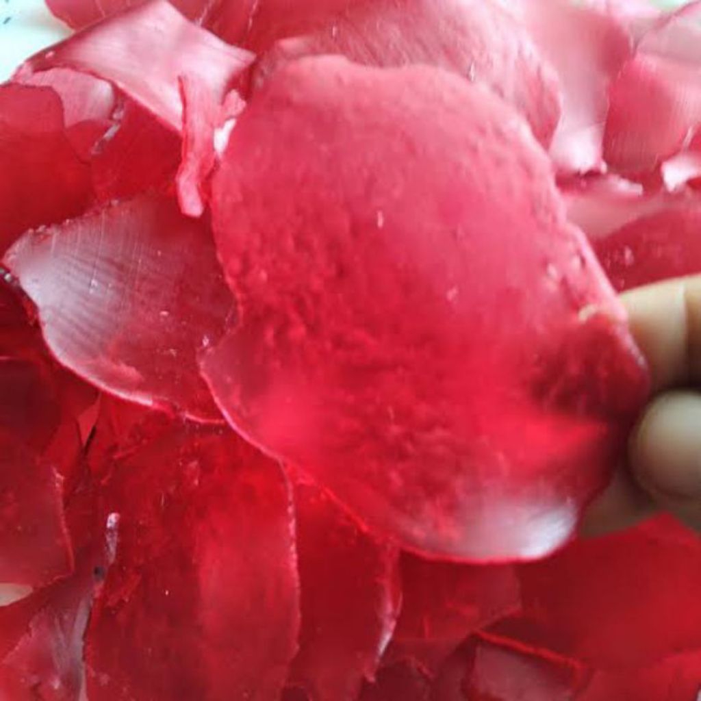 Grilshop7 Kerupuk Merah Mentah Khas Padang Gado Gado 1Kg / Kerupuk Warna Merah Renyah Gurih