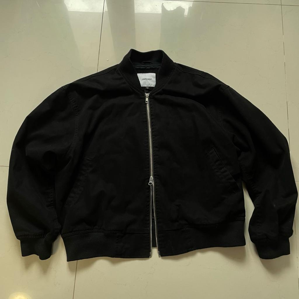 Cropped Bomber Jacket Black