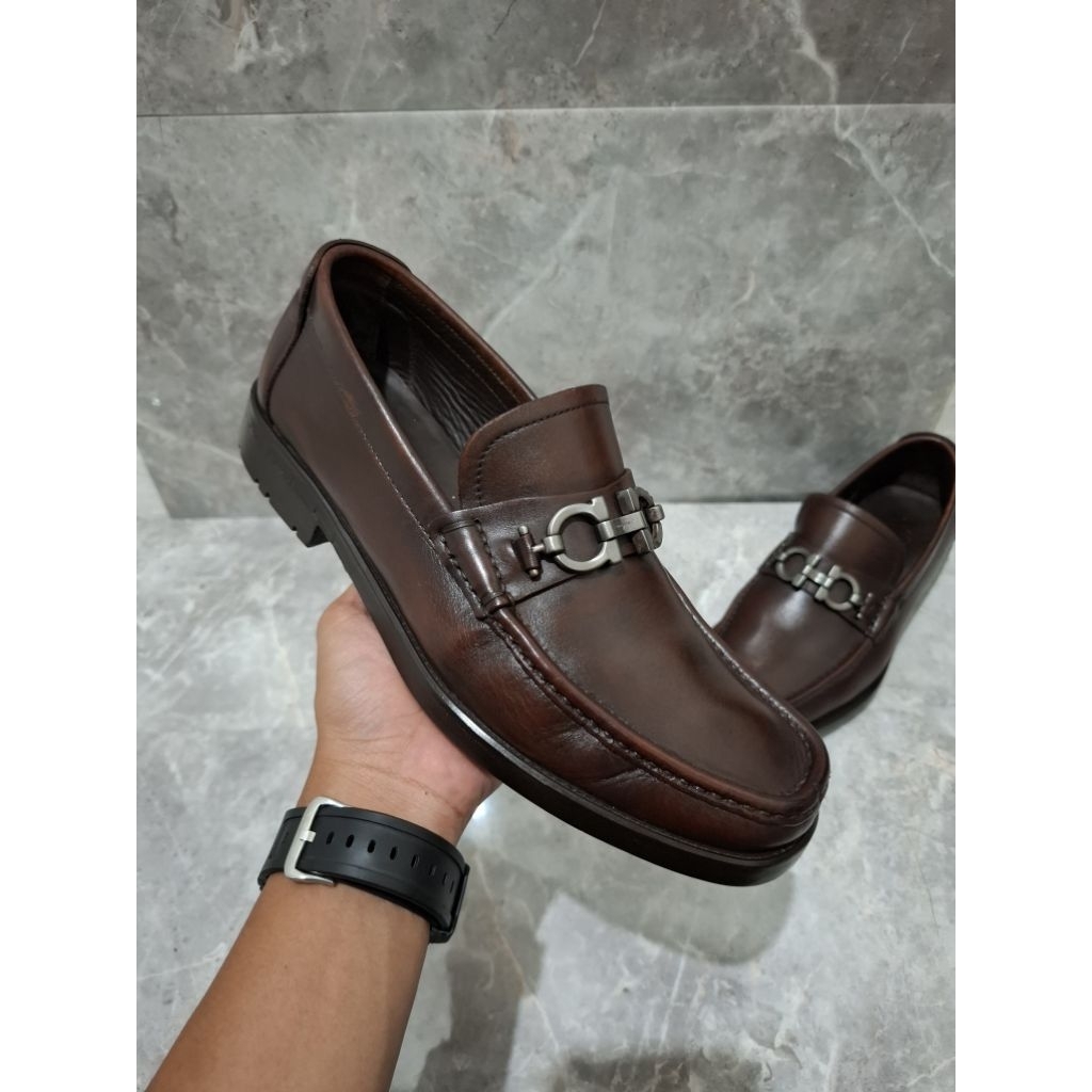 Sepatu Salvatore Ferragamo Original formal slip on loafers bekas second preloved not sneakers boots