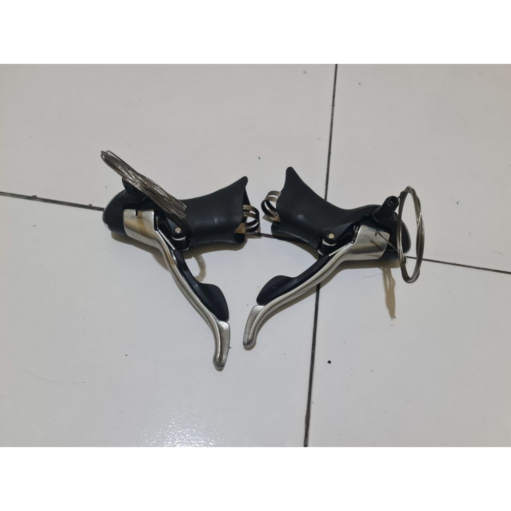 Brifter Shimano Tiagra 4600 Japan 2 x 10 speed kabel luar