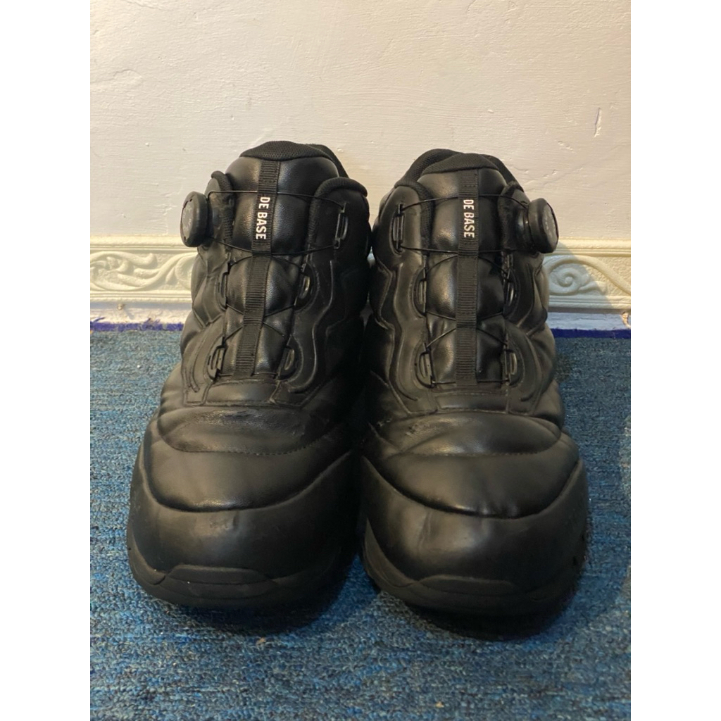 sepatu de base original