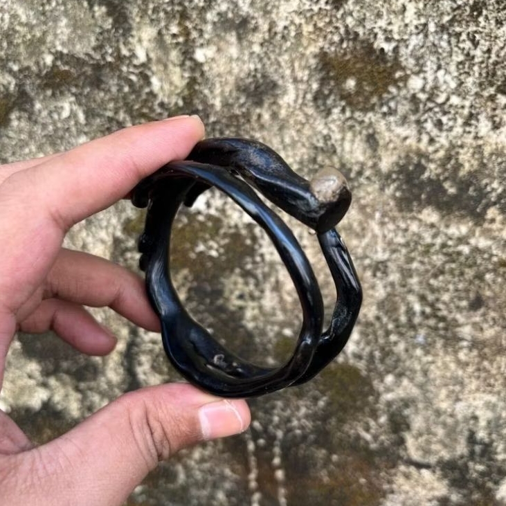 Gelang Akar Bahar Hitam Polos Cabang Asli Berkualitas / Akar Bahar Asli