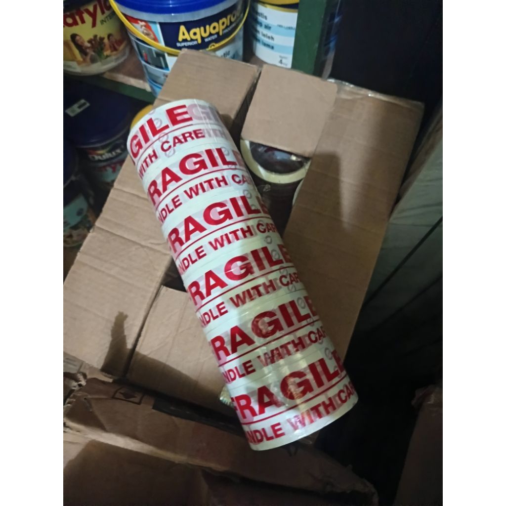 Solasi FRAGILE warna putih