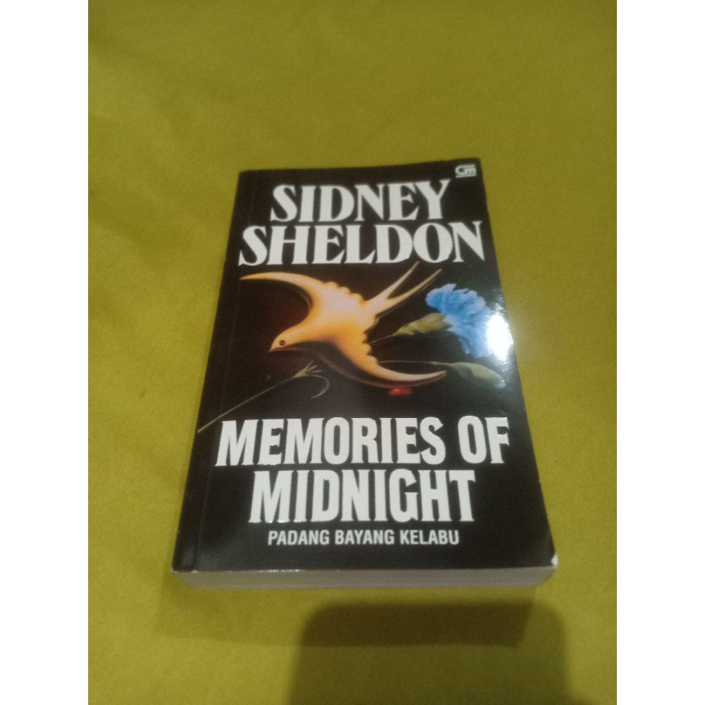 Padang bayang kelabu a novel