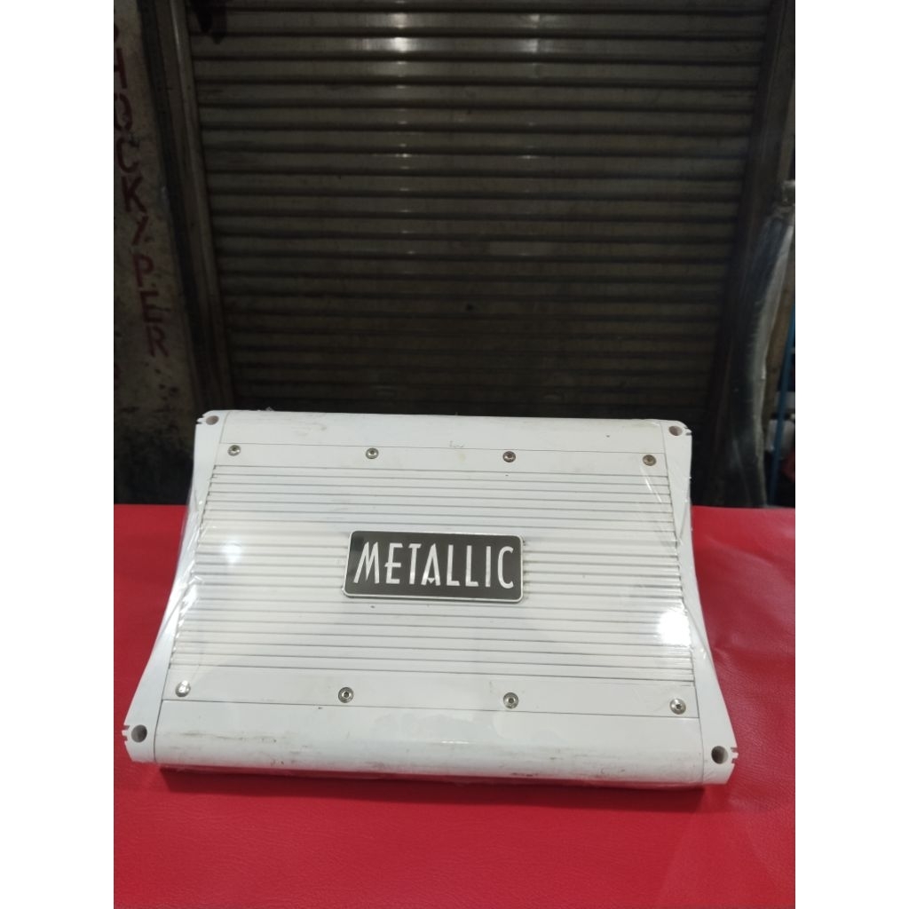 POWER AMPLIFIER 4CH METALLIC MT-438 / MT 438