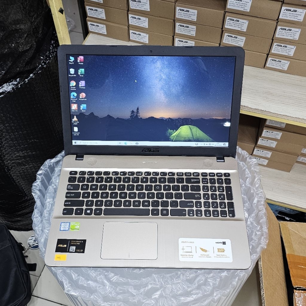 Laptop Asus Intel Core i3 Dual VGA Nvidia Geforce 920MX RAM 4GB SSD 256GB Kondisi second premium nor