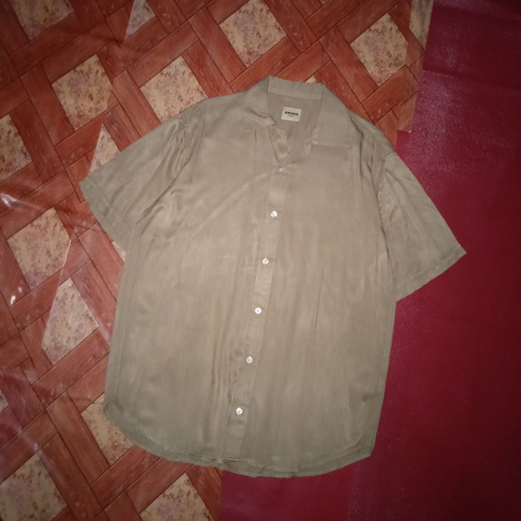 kemeja open collar brown
