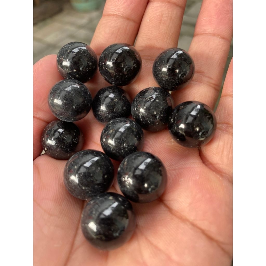 40 Biji Kelereng Kleci Keramik Hitam Polos