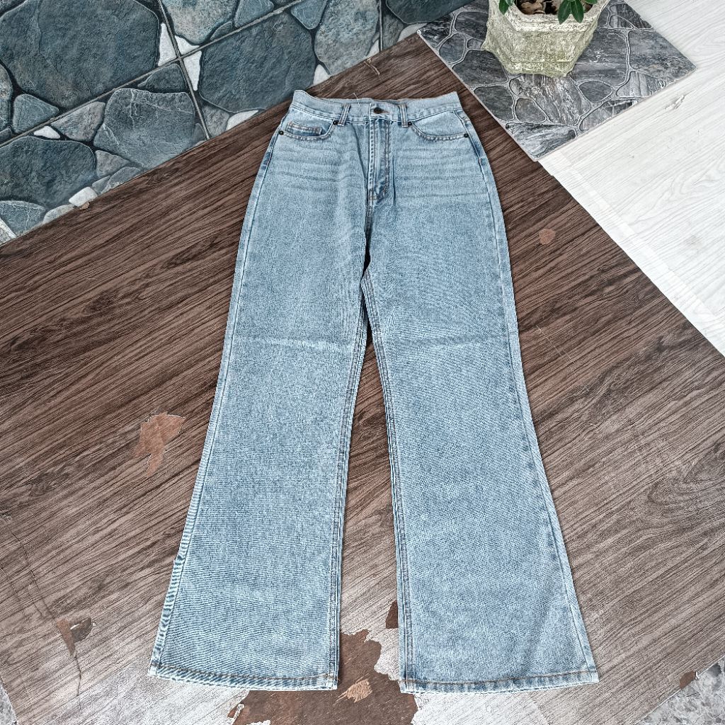 celana jeans wide GRl cantikk ( sz 26/27 perhatikan pxl)