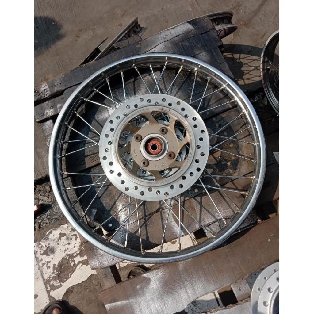 velg/pelek jari jari depan motor karisma/Supra fit/set piringan cakram barang second cabutan origina