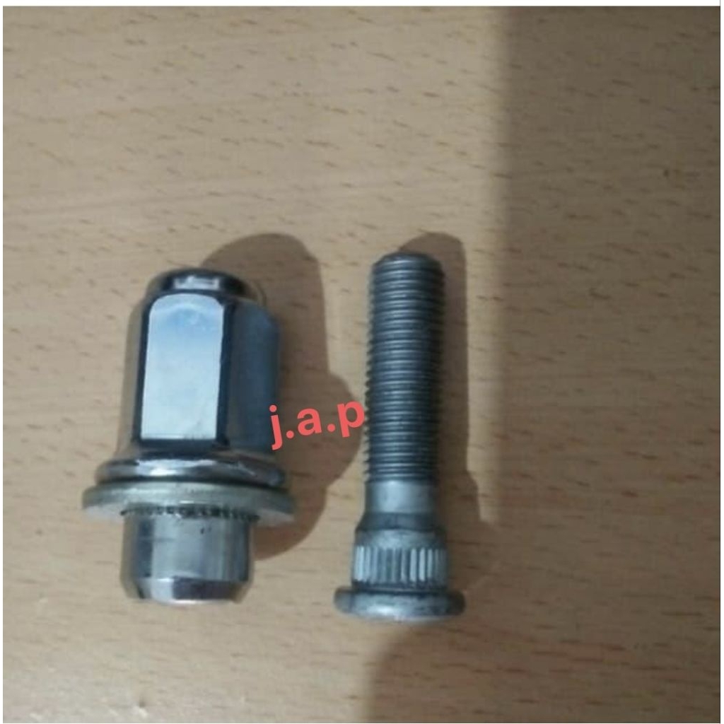 BAUT RODA +MUR RACING INNOVA HILUX