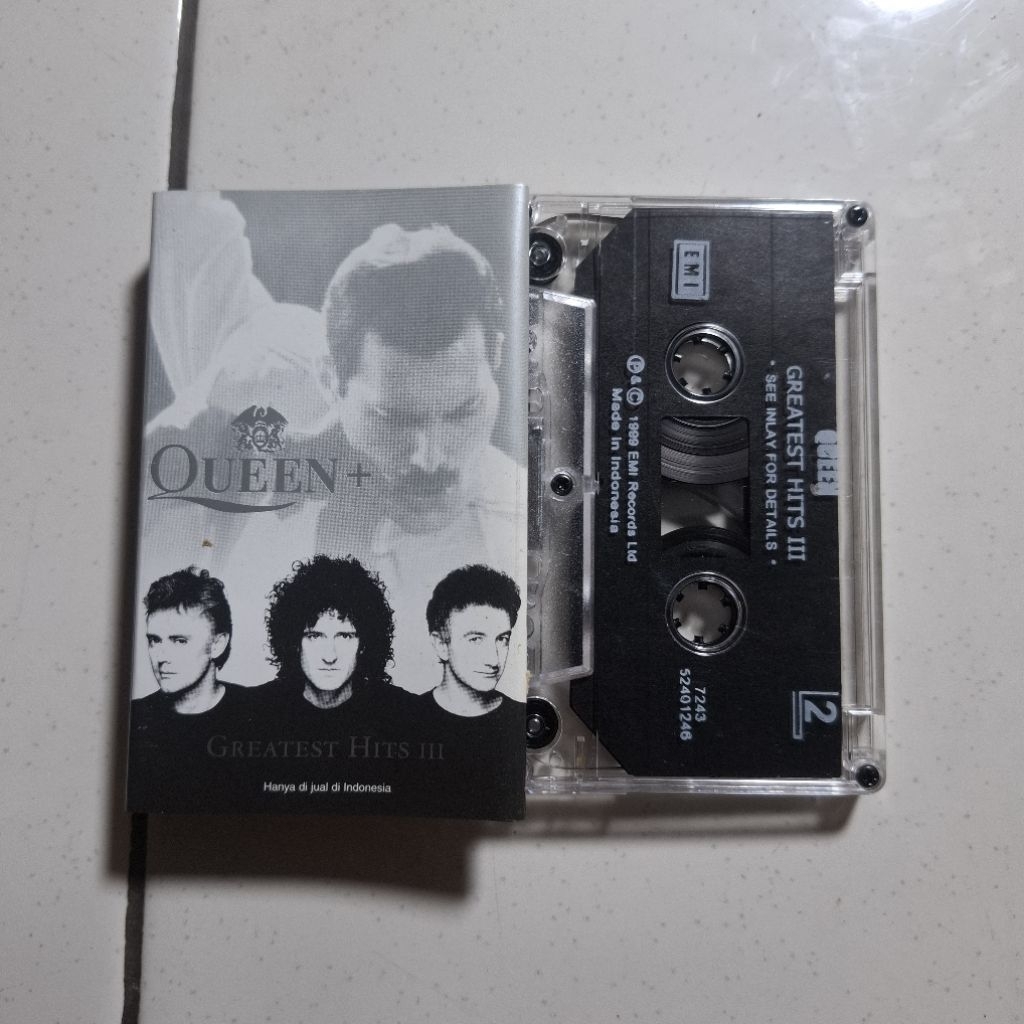 Kaset Pita Queen - Greatest Hits III 3 Second