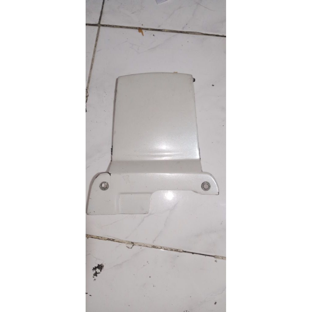pet body sambungan body belakang yamaha fizr original second