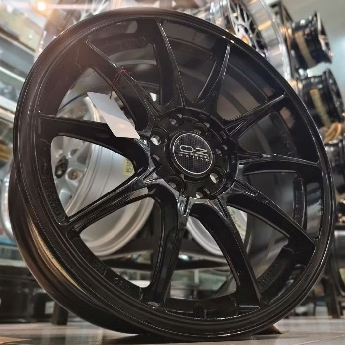 Velg Mobil Ring 16 OZ Hyper GT Matte Black PCD 5x100-114,3 untuk Ertiga, Avanza, Xenia, Veloz 2023