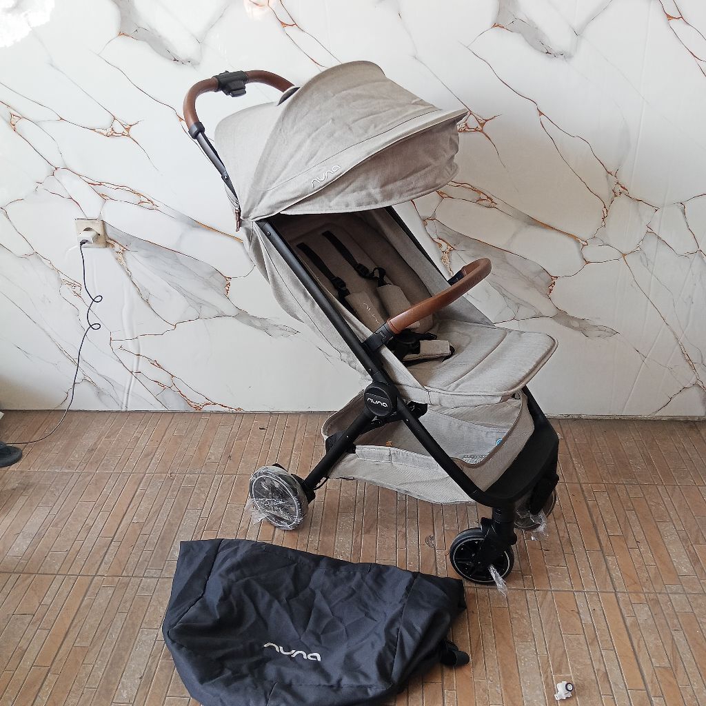 Stroller Nuna Trvl Cabin Size Preloved Like New Sudah Laundry S