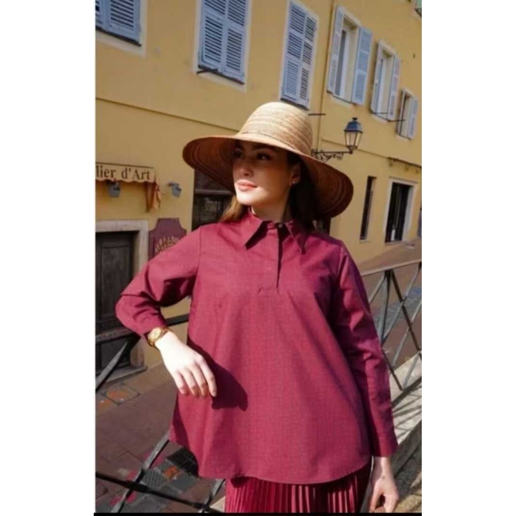 Monogram Benang Jarum