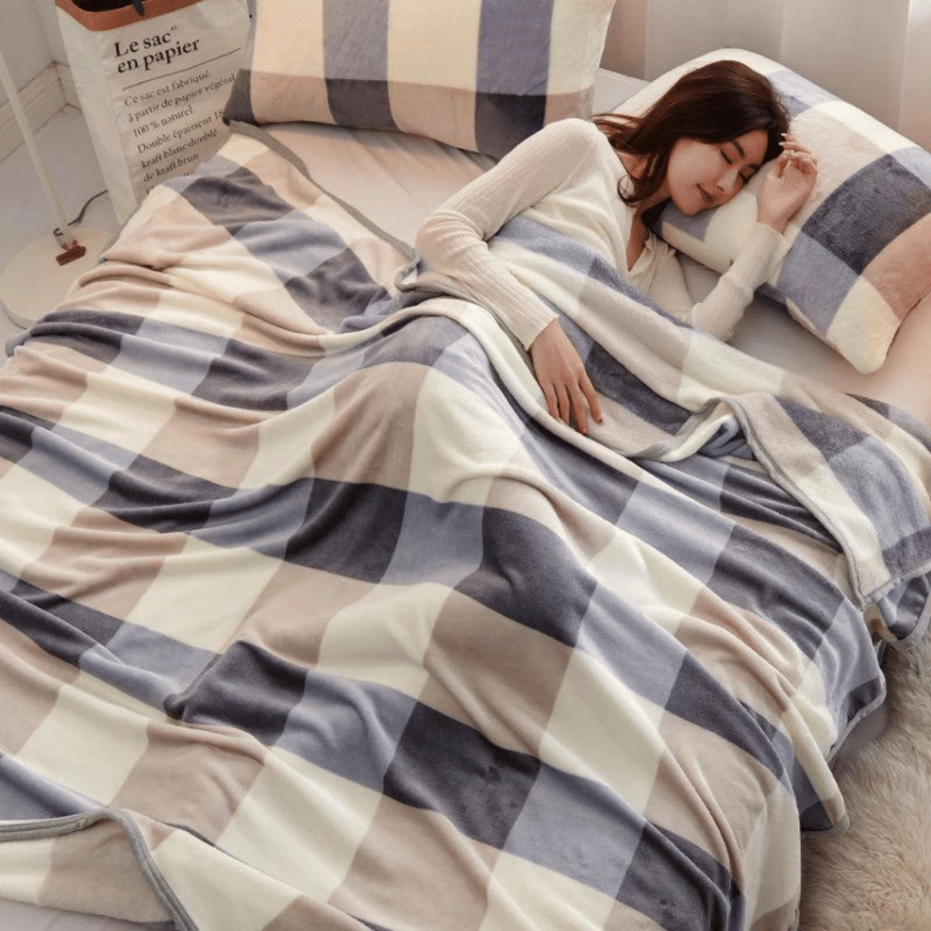 Selimut Bulu Halus 150x200 / Selimut Bulu Halus