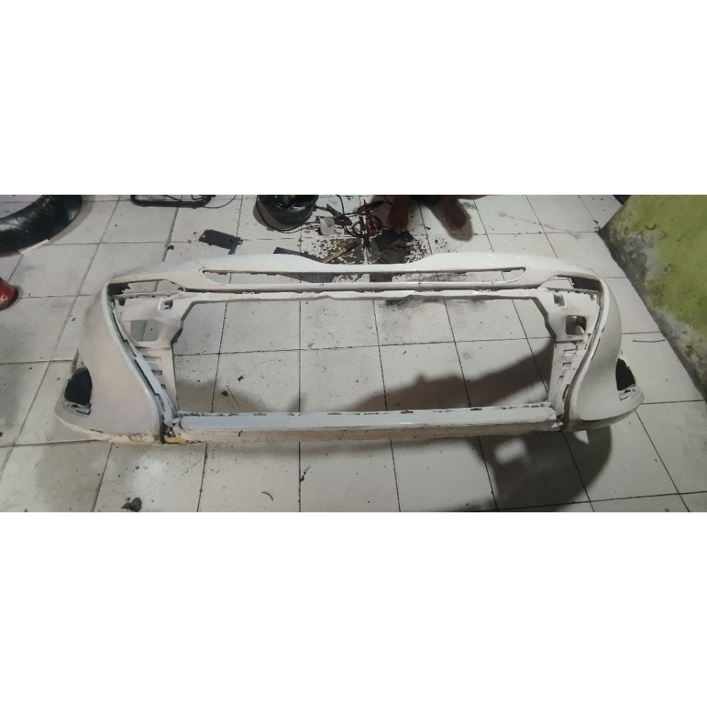 bemper depan Yaris 2019 Joker