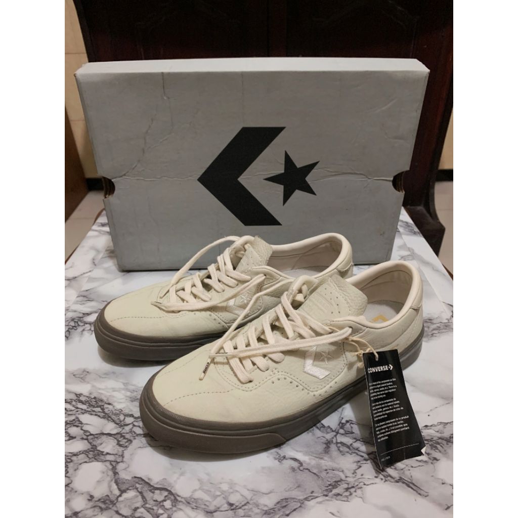 Converse CONS Louie Lopez Pro Dark Mushroom Gum (Kode : 172629C).