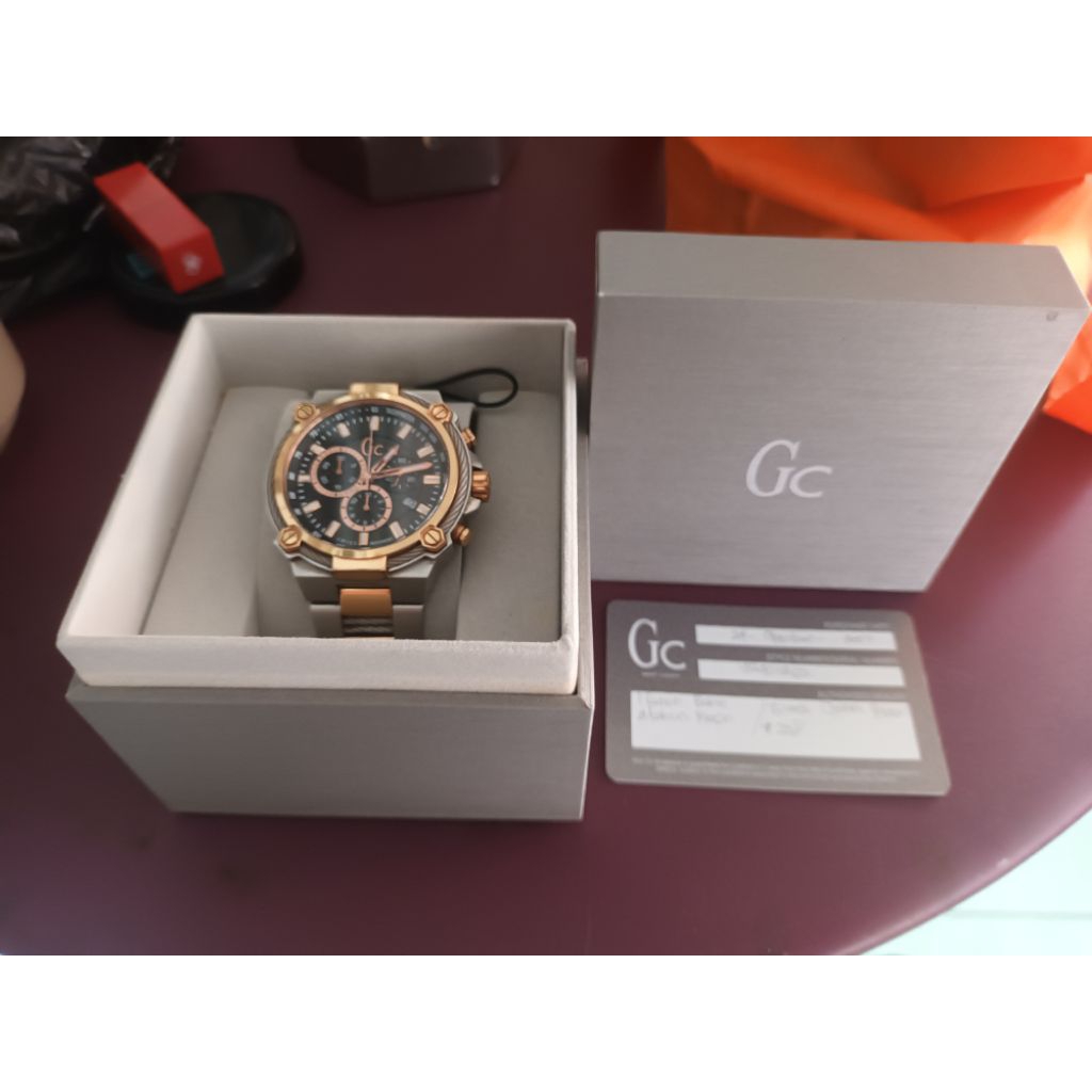Jam Tangan Guess Collection GC Calibreforce Chronograph Watch