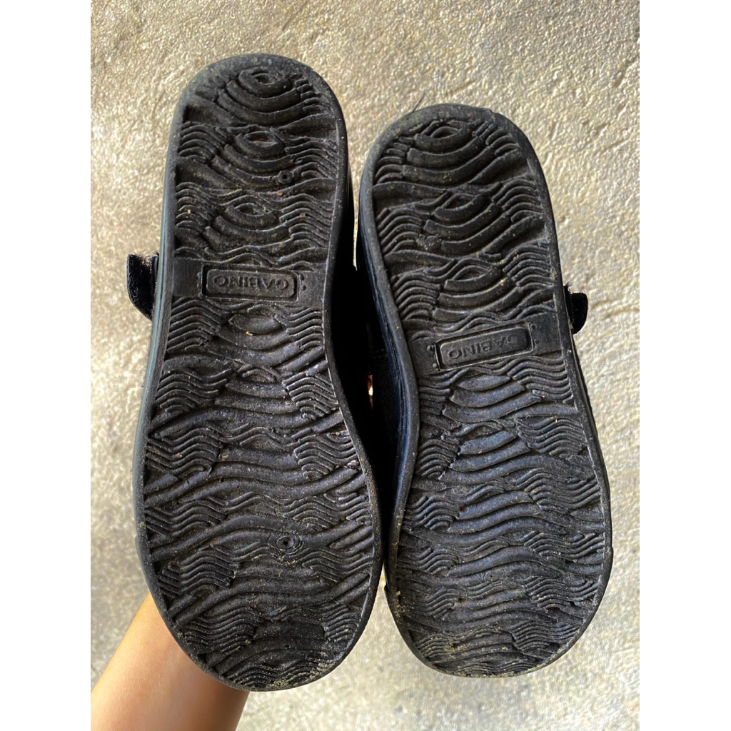 PL SEPATU ANAK CEWEK SIZE 31 MEREK GABINO