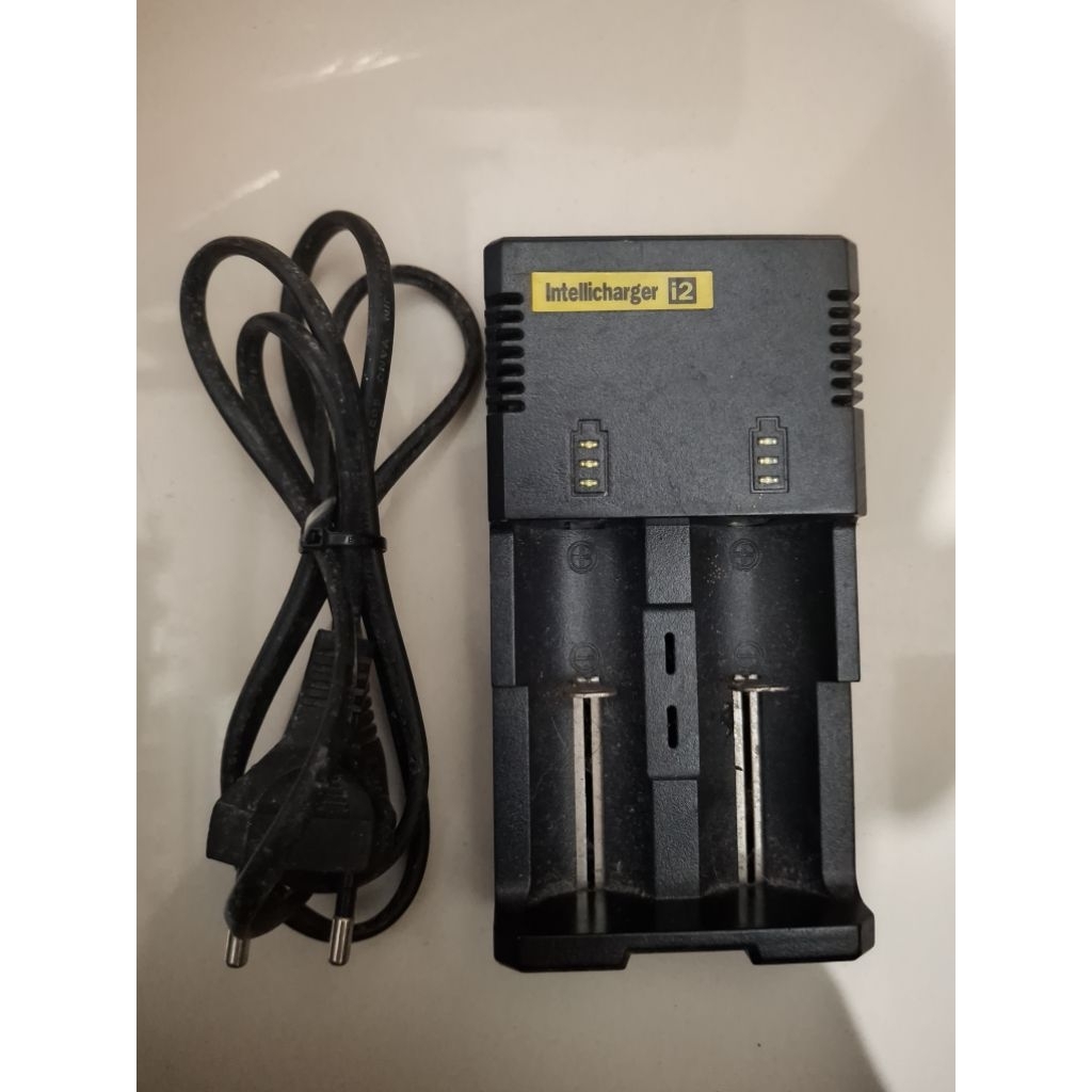 BEKAS | NITECORE Charger Baterai 2 SLOT 18650 Li-Ion IMR with LED Light