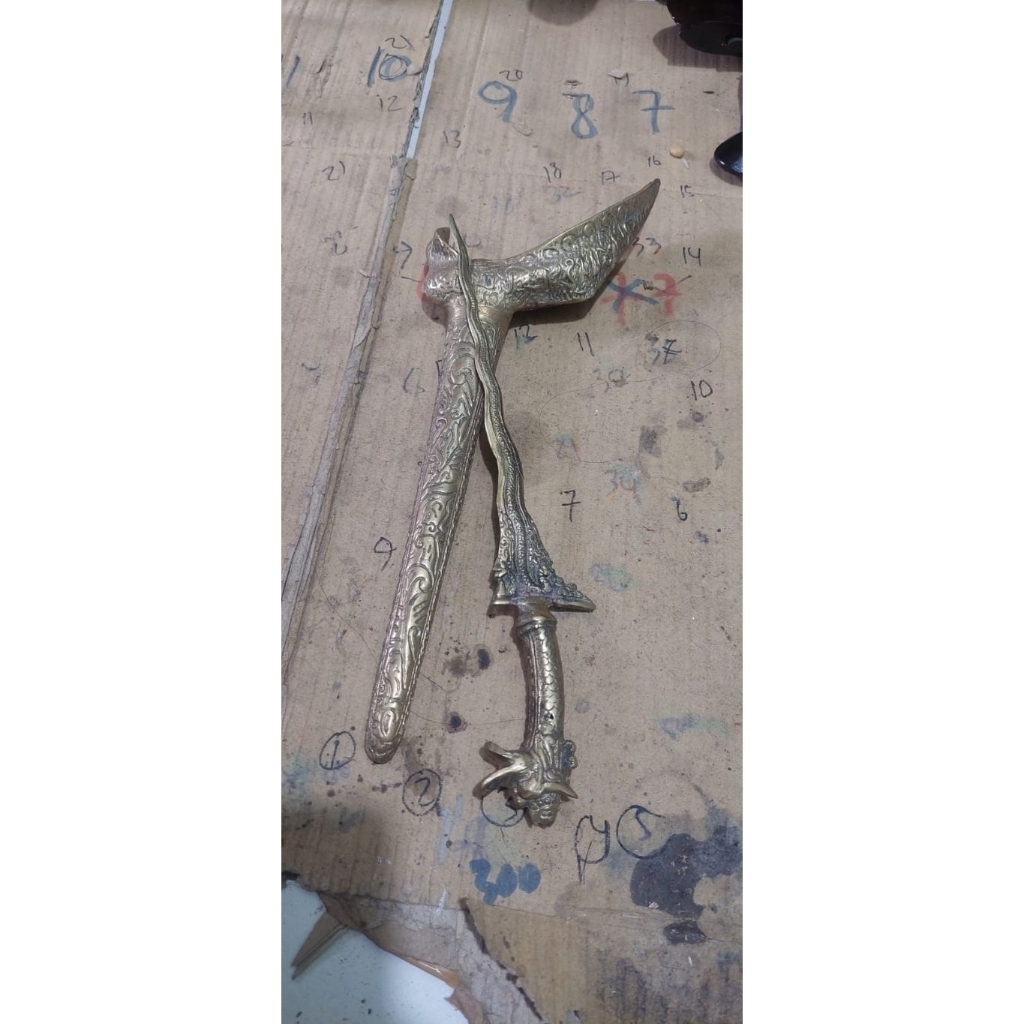 keris naga kembar kuningan
